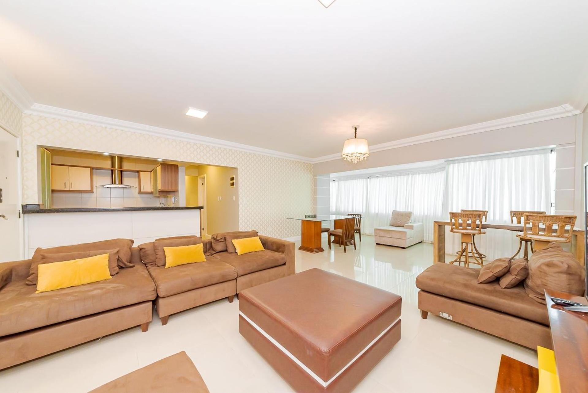Apto Amplo 1Suite Mais 2Quartos - Quadra Mar 50M Da Praia - Somente Familiares Balneario Camboriu Exterior photo